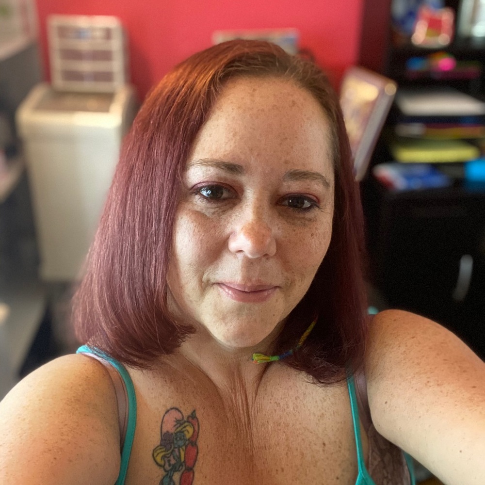 Meet your Posher, Joy